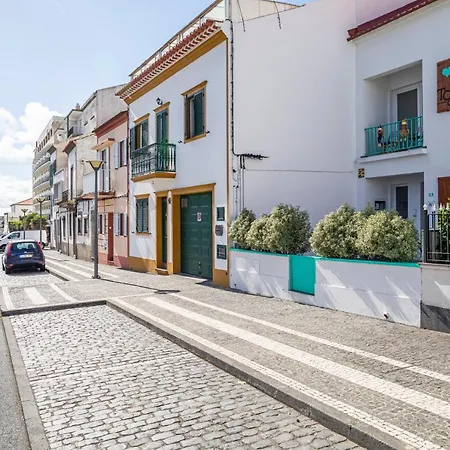 Toi Et Moi-guests Speek For Us! Ponta Delgada