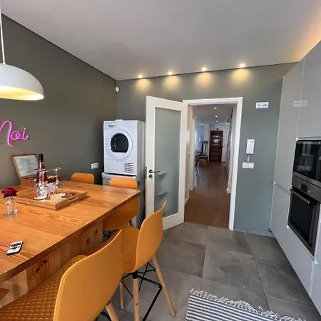 Toi Et Moi-guests Speek For Us! *