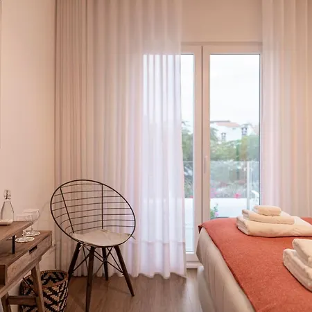 Toi Et Moi-guests Speek For Us!