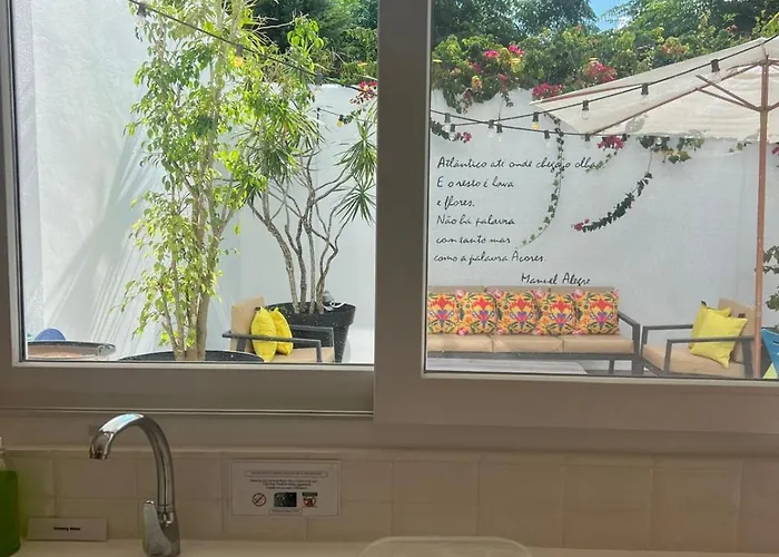 Toi Et Moi-guests Speek For Us! *